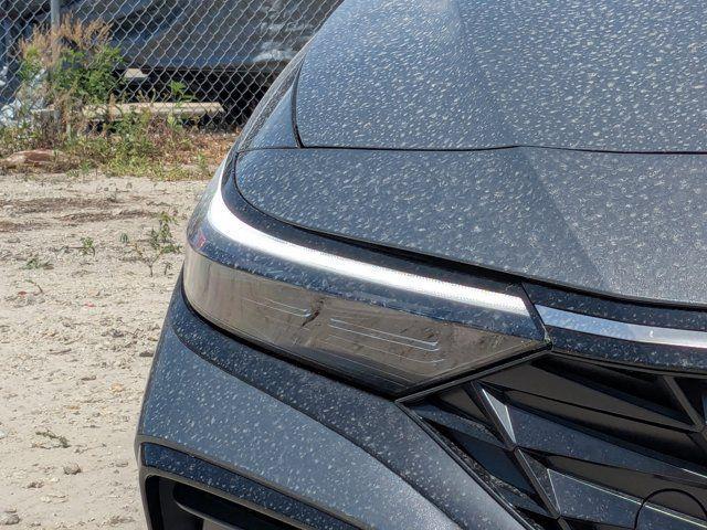 2025 Hyundai Elantra Hybrid Limited