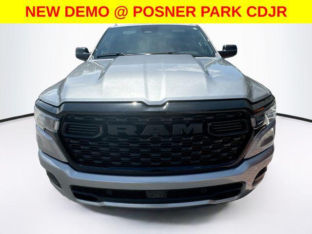 2025 RAM Ram 1500 RAM 1500 TRADESMAN CREW CAB 4X4 57 BOX