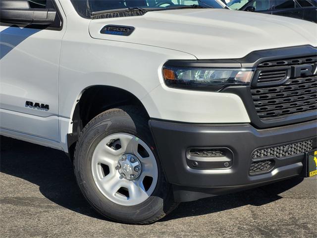 2025 RAM Ram 1500 RAM 1500 TRADESMAN CREW CAB 4X4 57 BOX