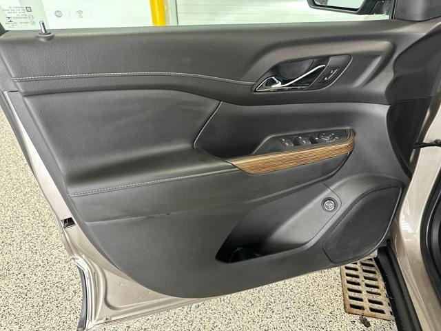 2022 GMC Acadia FWD SLE