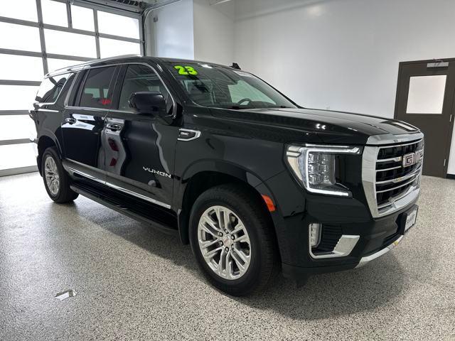 2023 GMC Yukon XL 4WD SLT
