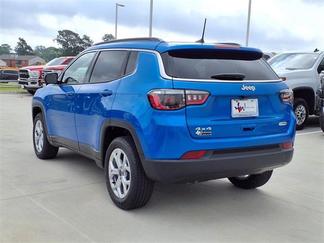 2025 Jeep Compass COMPASS LATITUDE 4X4