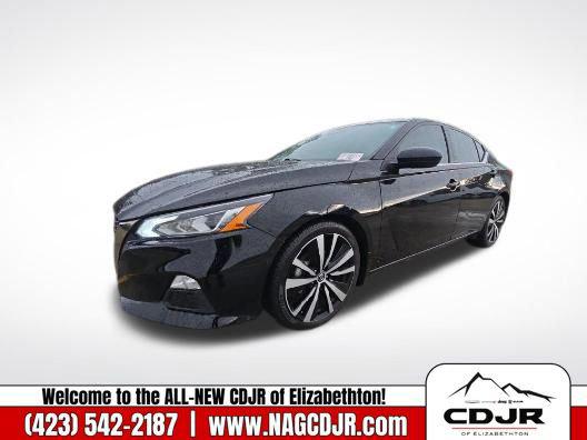 2022 Nissan Altima SR FWD