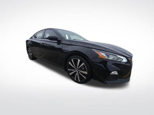 2022 Nissan Altima SR FWD