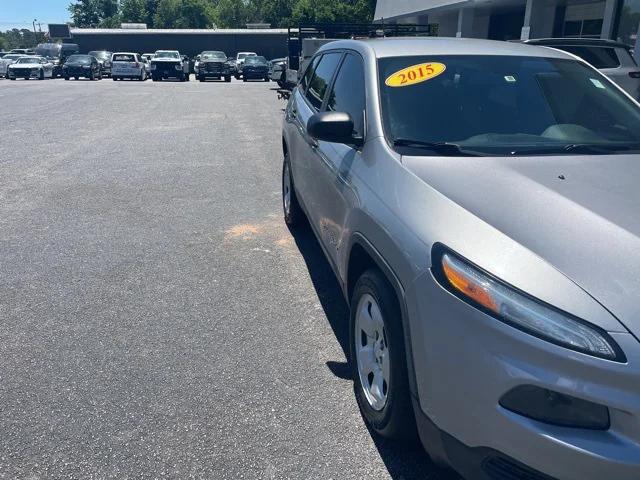 2015 Jeep Cherokee Sport