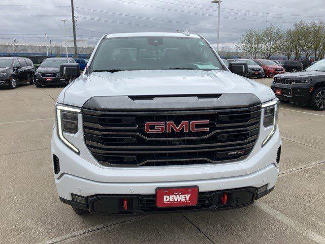 2023 GMC Sierra 1500 4WD Crew Cab Short Box AT4