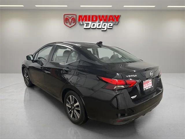 2021 Nissan Versa SV Xtronic CVT
