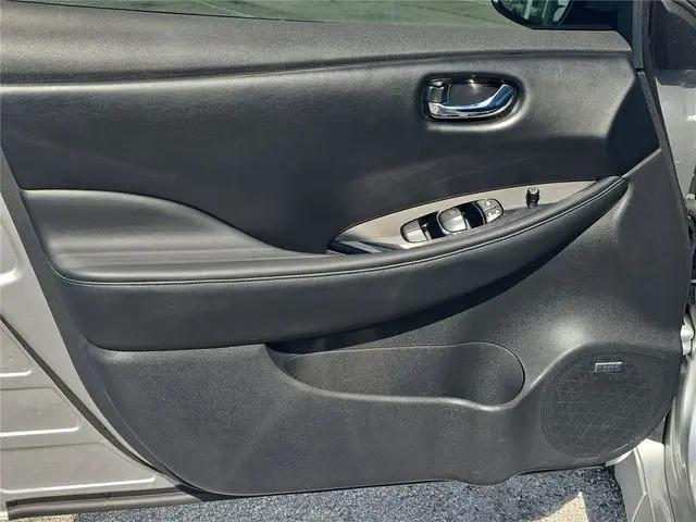 2021 Nissan LEAF SL PLUS 62 kWh