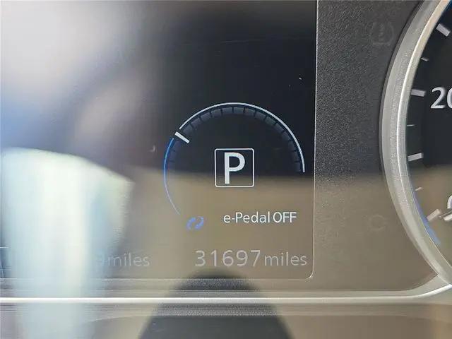 2021 Nissan LEAF SL PLUS 62 kWh