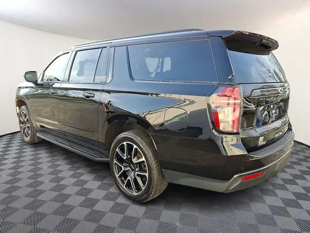 2021 Chevrolet Suburban 4WD RST