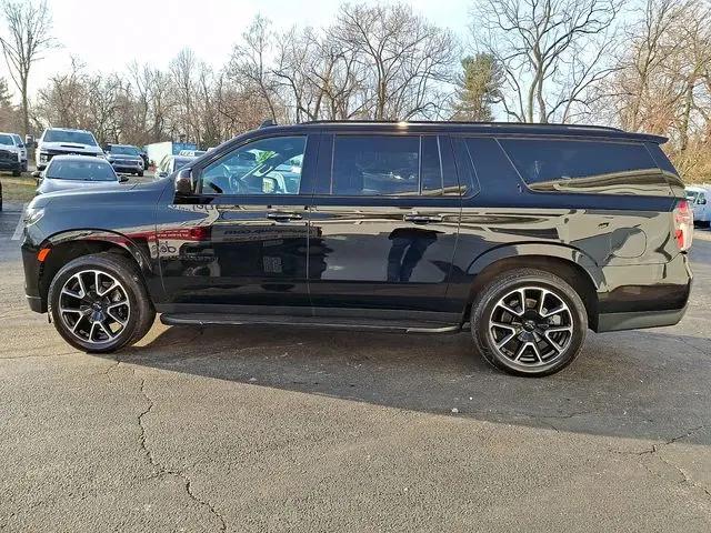 2021 Chevrolet Suburban 4WD RST