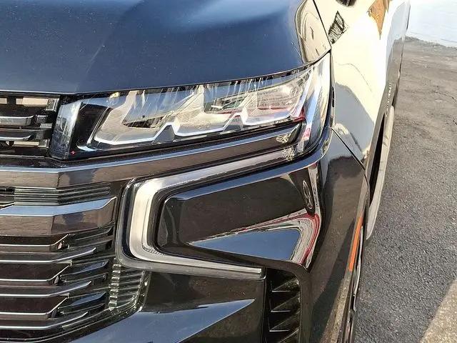 2021 Chevrolet Suburban 4WD RST