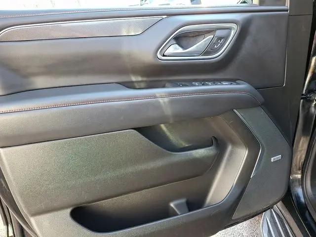 2021 Chevrolet Suburban 4WD RST