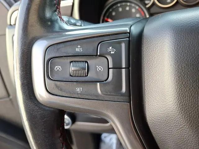 2021 Chevrolet Suburban 4WD RST