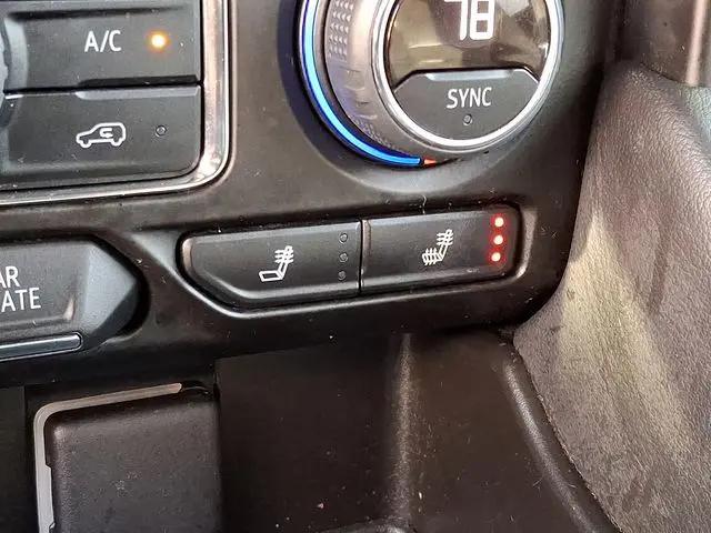 2021 Chevrolet Suburban 4WD RST