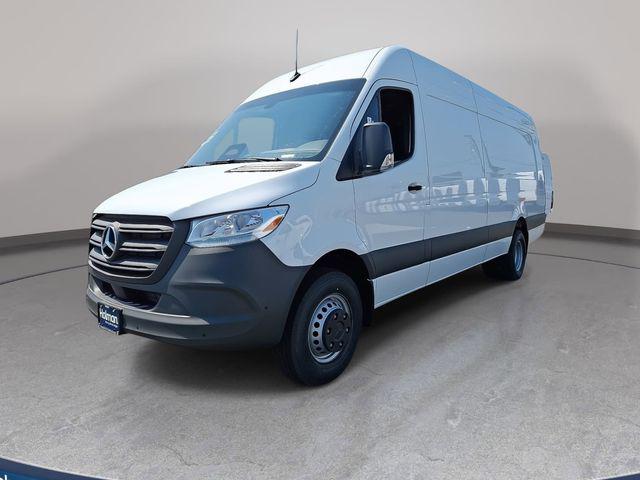 2025 Mercedes-Benz Sprinter 4500 High Roof 4-Cyl Diesel HO for sale in Maple Shade, NJ