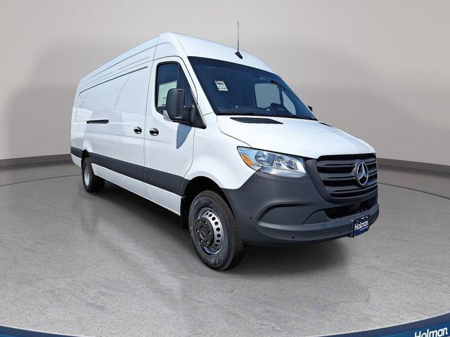 2025 Mercedes-Benz Sprinter 4500 High Roof 4-Cyl Diesel HO