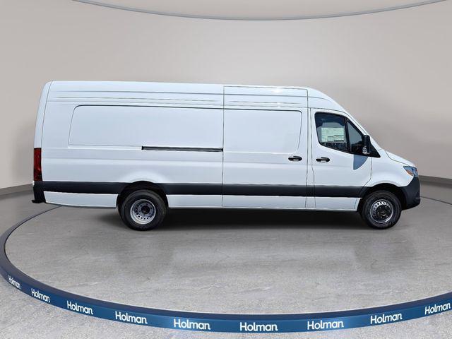 2025 Mercedes-Benz Sprinter 4500 High Roof 4-Cyl Diesel HO