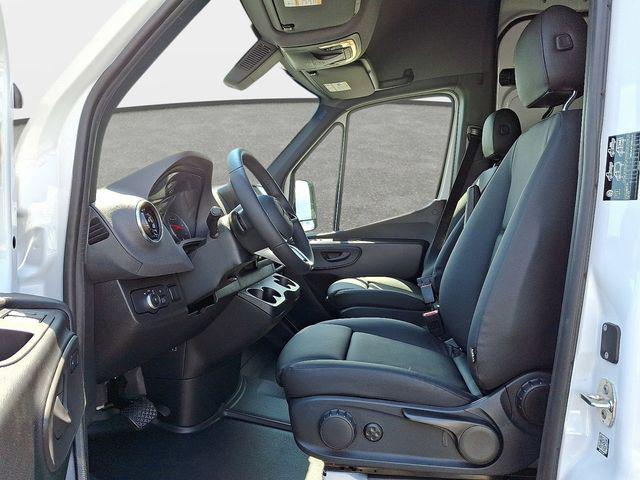 2025 Mercedes-Benz Sprinter 4500 High Roof 4-Cyl Diesel HO