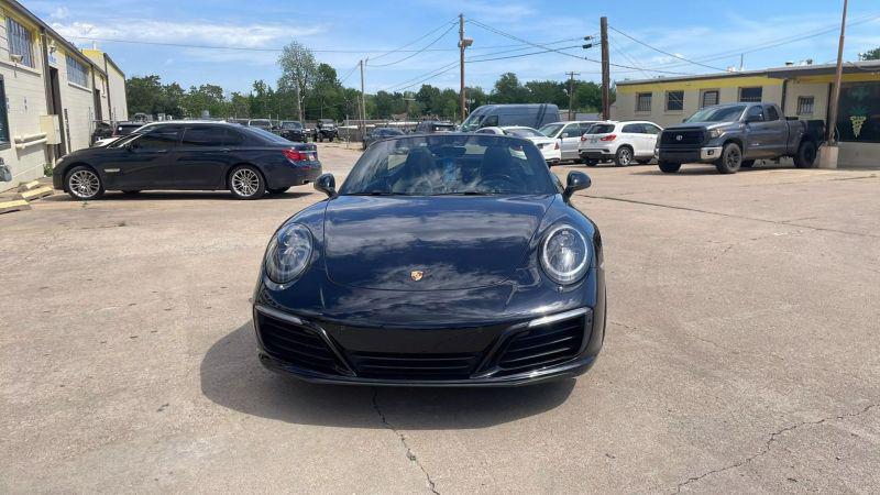 2017 Porsche 911 Carrera 4