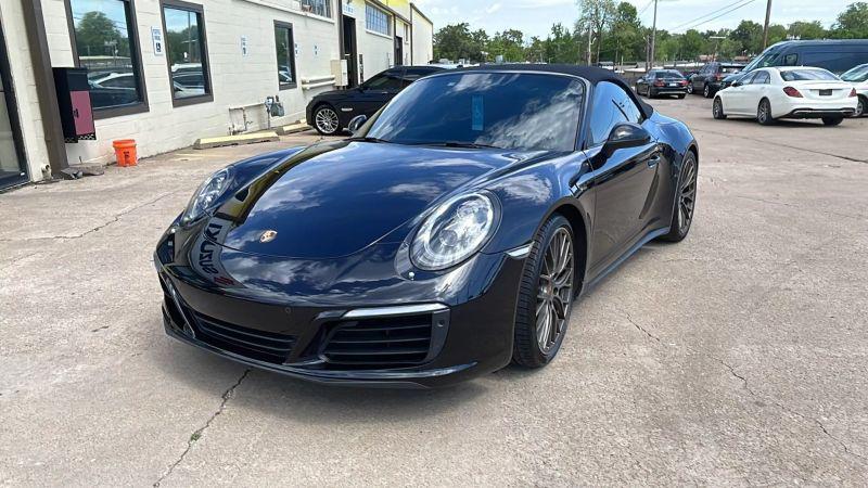2017 Porsche 911 Carrera 4