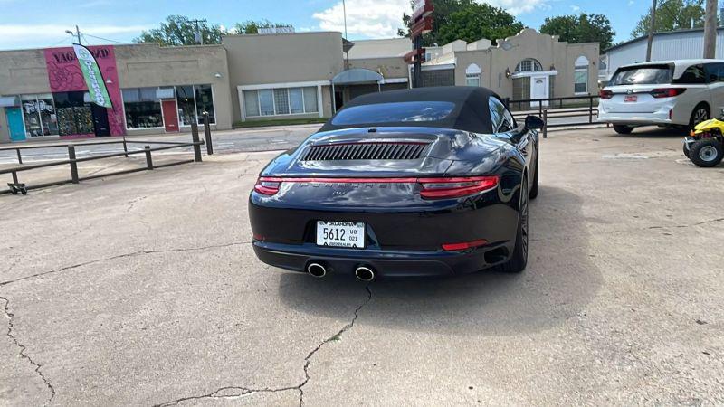 2017 Porsche 911 Carrera 4
