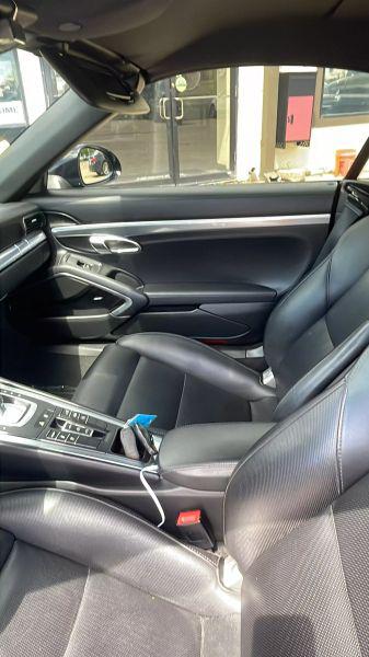2017 Porsche 911 Carrera 4