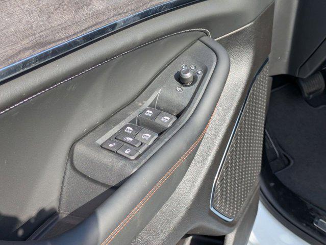 2025 Jeep Grand Cherokee Overland 4x4