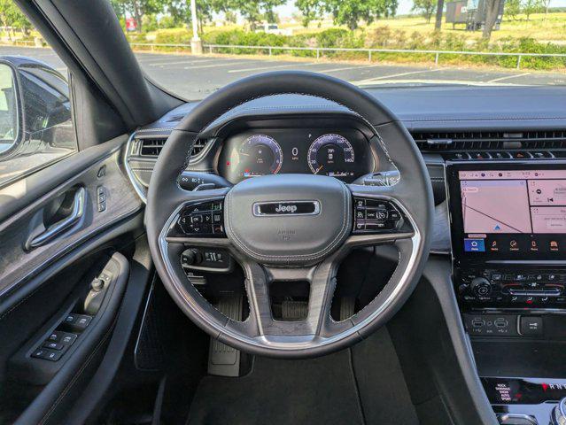 2025 Jeep Grand Cherokee Overland 4x4