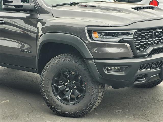 2025 RAM Ram 1500 RAM 1500 RHO CREW CAB 4X4 57 BOX