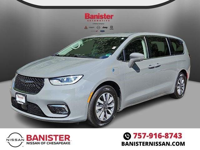 2022 Chrysler Pacifica Hybrid Touring L
