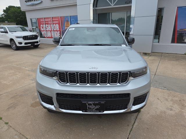 2025 Jeep Grand Cherokee GRAND CHEROKEE L LAREDO X 4X4