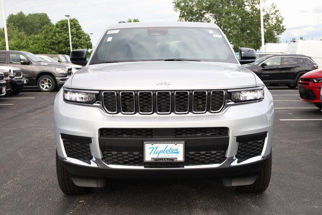 2025 Jeep Grand Cherokee GRAND CHEROKEE L LAREDO X 4X4