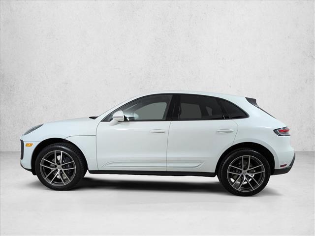 2025 Porsche Macan AWD