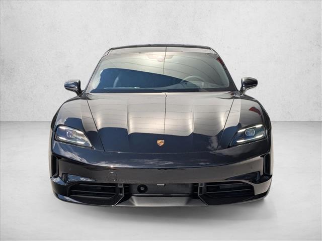 2025 Porsche Taycan 4