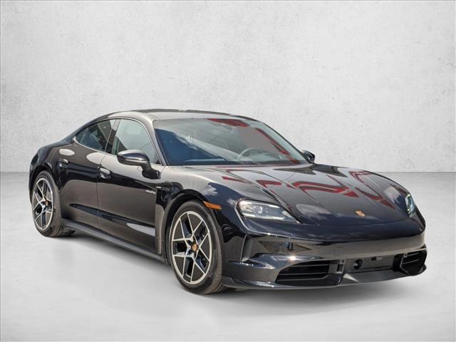 2025 Porsche Taycan 4
