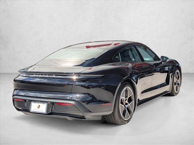 2025 Porsche Taycan 4