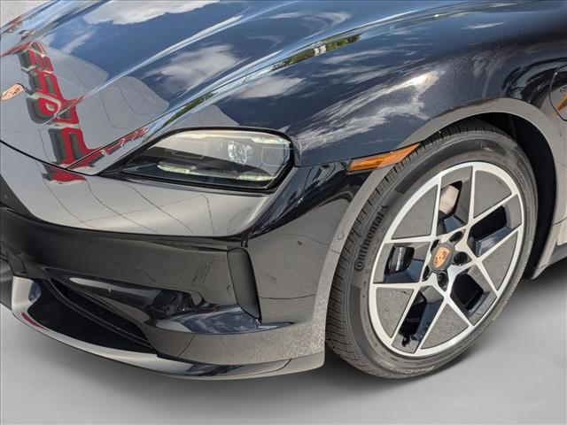 2025 Porsche Taycan 4
