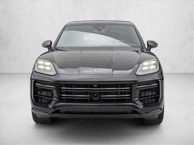 2025 Porsche Cayenne E-Hybrid Turbo
