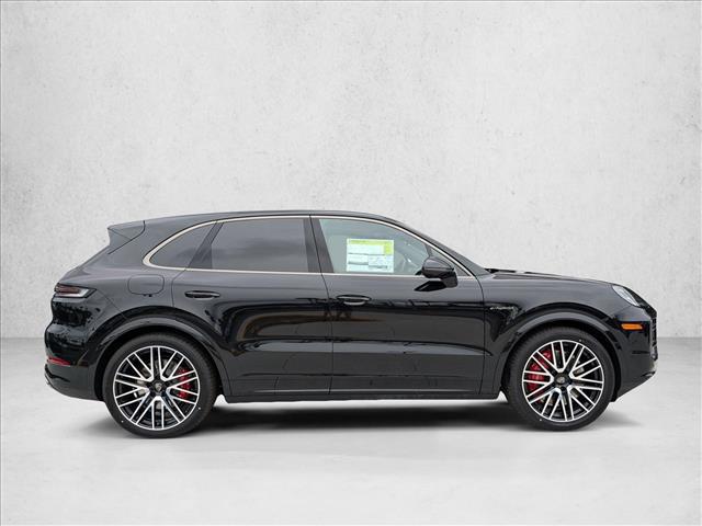 2025 Porsche Cayenne E-Hybrid Turbo
