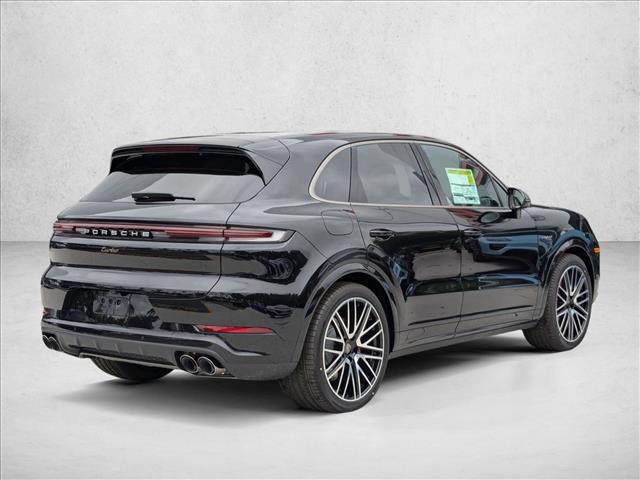 2025 Porsche Cayenne E-Hybrid Turbo