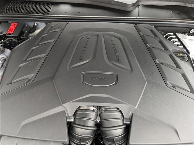 2025 Porsche Cayenne E-Hybrid Turbo