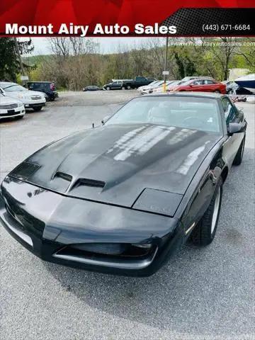 邦楽 PONTIACSGALAXYHEADMEETING Blankeyjetcity Straight Piping Bonneville GXP (Loud) - YouTube