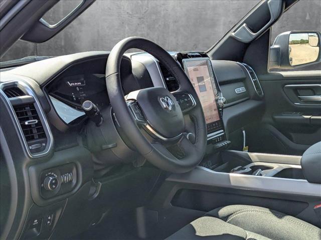 2025 RAM Ram 1500 RAM 1500 LONE STAR CREW CAB 4X4 57 BOX
