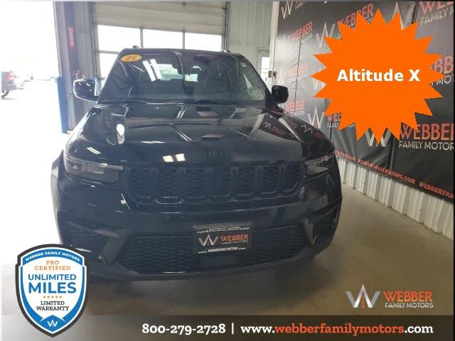2025 Jeep Grand Cherokee GRAND CHEROKEE ALTITUDE X 4X4