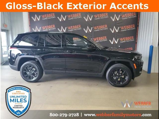 2025 Jeep Grand Cherokee GRAND CHEROKEE ALTITUDE X 4X4