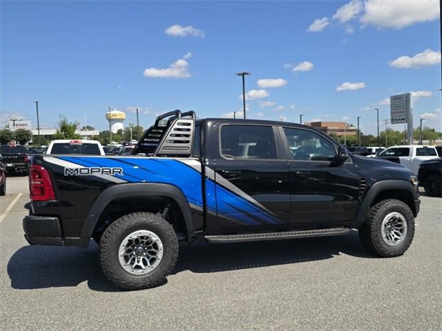 2025 RAM Ram 1500 RAM 1500 RHO CREW CAB 4X4 57 BOX