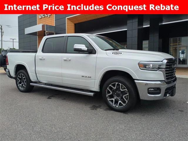 2025 RAM Ram 1500 RAM 1500 LARAMIE CREW CAB 4X4 57 BOX