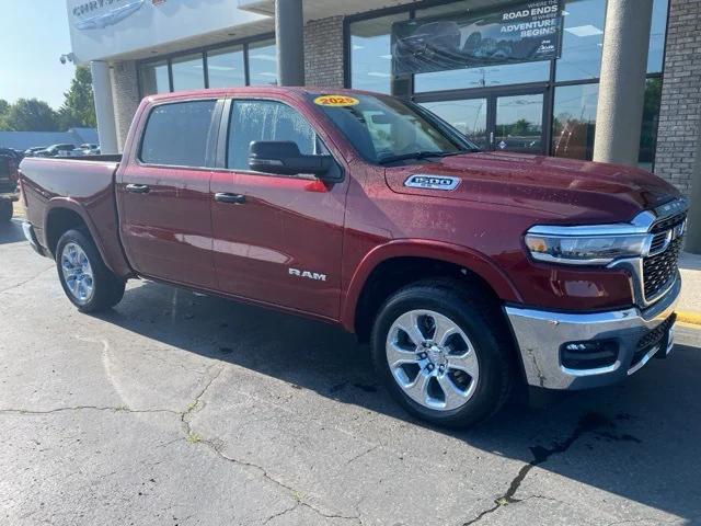 2025 RAM Ram 1500 RAM 1500 BIG HORN CREW CAB 4X4 57 BOX