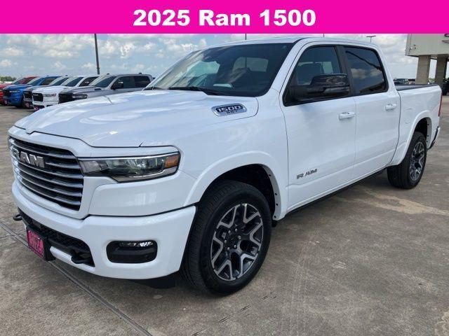 2025 RAM Ram 1500 RAM 1500 LARAMIE CREW CAB 4X4 57 BOX